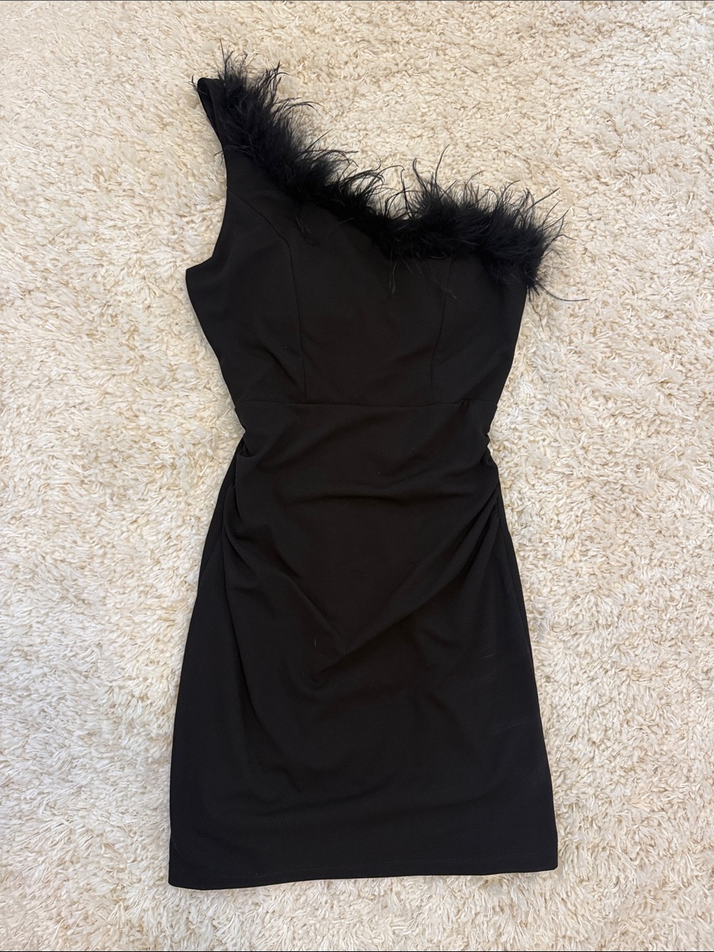 Emerald Sundae Black One-Shoulder Feather Trim Cocktail Dress